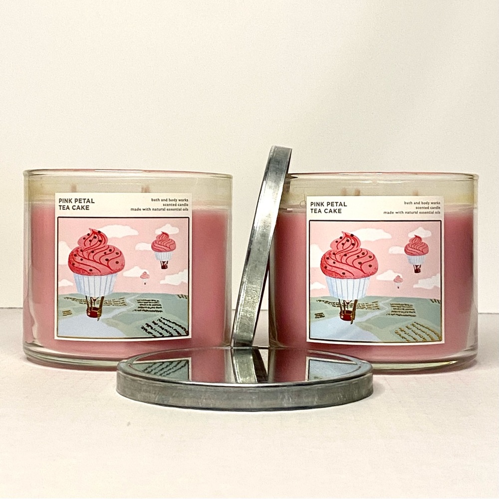 Bath & Body Works Pink Petal Tea Cake 3-Wick Candles